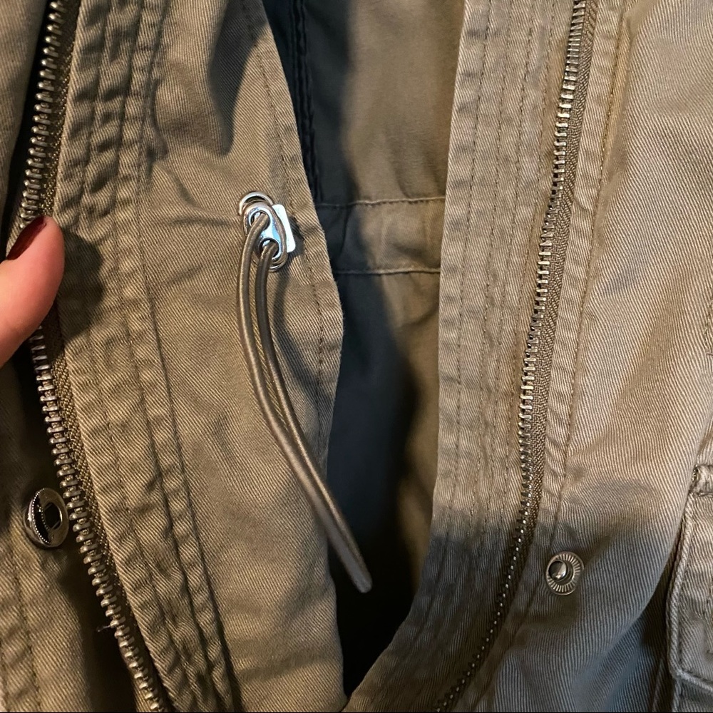 Bcbgeneration Utility Jacket Size Small - image 8